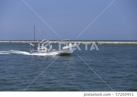 大牟田市三池港漁船， 57203451