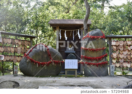 Kamakura / Kuzuharaoka Shrine 57204988