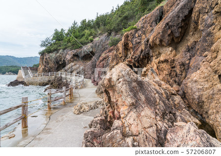 Five-colored rock of Senzhenjima Five-colored rock of Senzhenjima 57206807