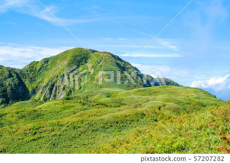 Climbing Amekazan (Sugadaira and Ameyama) 57207282