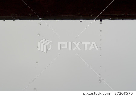 雨滴 57208579