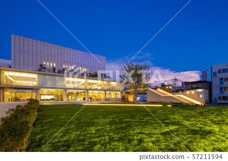 東大阪市文化創造館 57211594