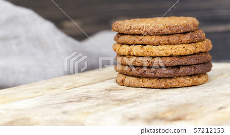 Real Round oatmeal cookies 57212153