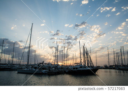馬略卡島遊艇港口日出 馬略卡島遊艇港口日出 57217083