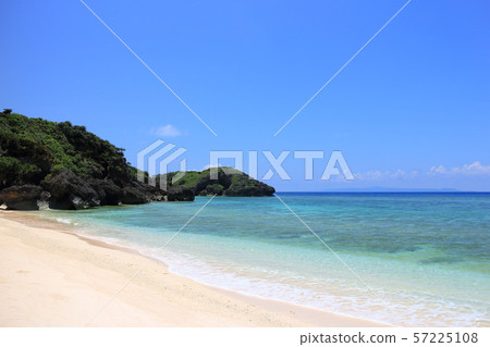 Yoron Island Paradise Beach 57225108