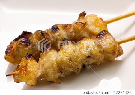 Yakitori & Bonjikushi (salt grilled) 57225125