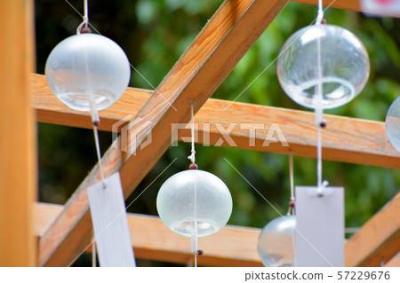 Transparent wind chimes Transparent wind chimes 57229676