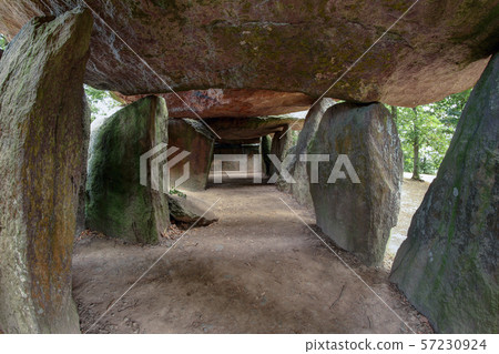 Dolmen La Roche-aux-Fees - The Fairies' Rock 57230924
