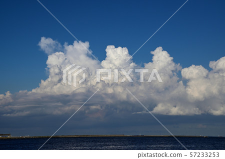 Cumulonimbus at the end of summer from Higashi-Ogishima Park 57233253
