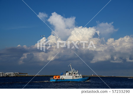 積雨雲在東Ogishima公園的夏天結束 57233290