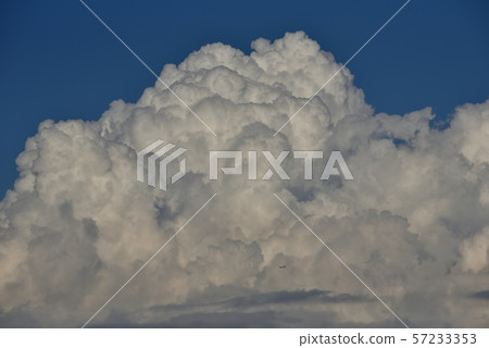 Cumulonimbus at the end of summer from Higashi-Ogishima Park Cumulonimbus at the end of summer from Higashi-Ogishima Park 57233353