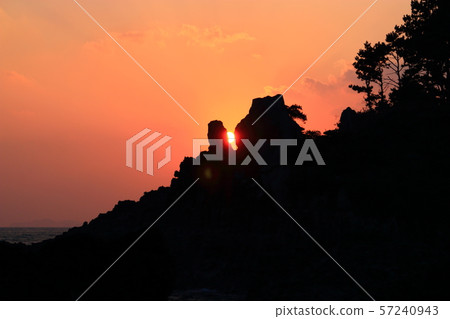 Daepo Dongsangjeolli, Jusangjeolli, Sea, Coastal Beach, Coast, Cliff, Glow, Sunset, 57240943