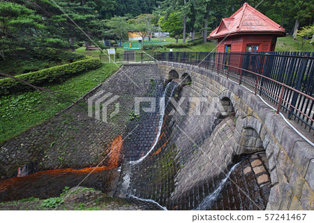 [青森縣，國家指定的重要文化財產]前Oiso水源水設施 57241467