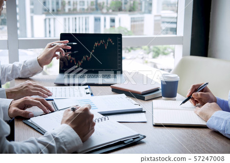 Business team discussion on meeting to planning 57247008