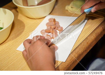 切香腸 57249476
