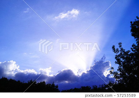 剩餘熱量初秋圖像 57253589