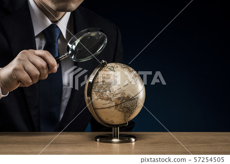 Globe loupe 57254505