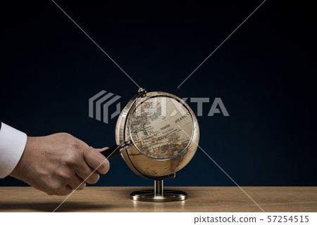 Globe loupe Globe loupe 57254515