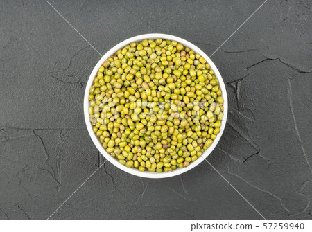 Mung beans in bowl 57259940