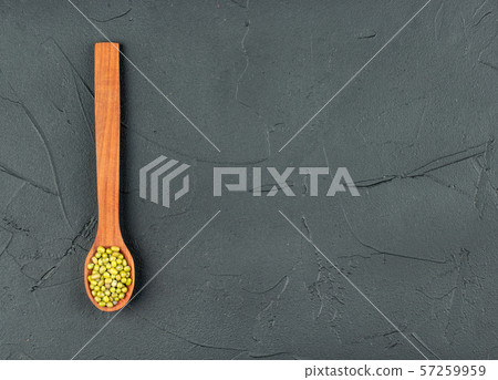 Mung beans in spoon 57259959