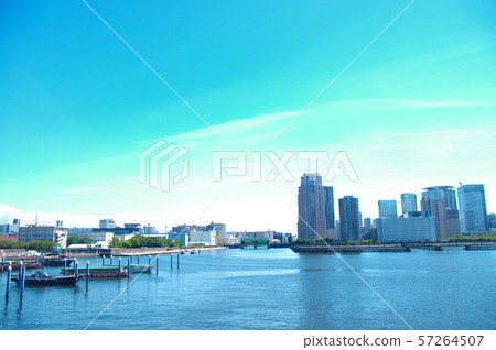 A view of the high-rise buildings seen from Aioi Bridge 57264507