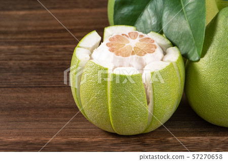 柚子柚子皮去皮柚中秋節柚子柚子柚子 57270658