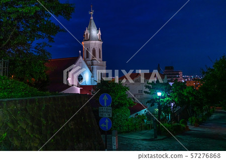 北海道函館天主教元町教堂夜景 57276868