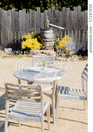 Garden table 57287050