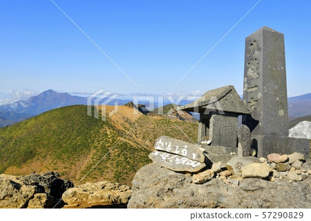 觀景的足立山和萬代山 57290829
