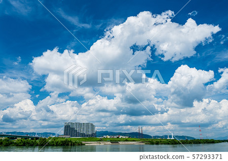 Sasakawa夏日的天空風光 57293371