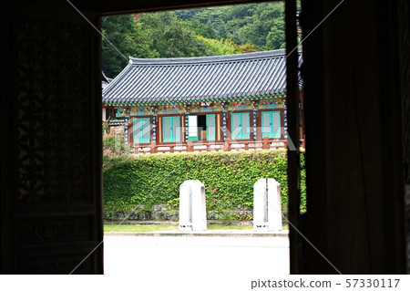 Gurye Hwaeomsa Temple, Religion, Buddhism 57330117