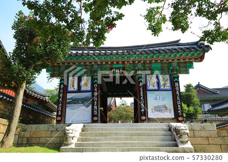 Gurye Hwaeomsa Temple, Religion, Buddhism 57330280