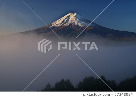 Fuji in late autumn from Fujiyoshida Asama Park Fuji in late autumn from Fujiyoshida Asama Park 57348054