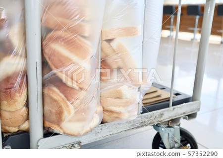 Food loss bread Food loss bread 57352290