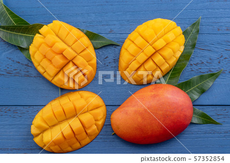 芒果 水果 Design Summer Tendai Taiwan Fresh Mango Flat lay Mango Cut Mango 57352854
