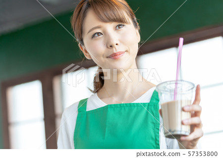 Tapioca Cafe Clerk 57353800