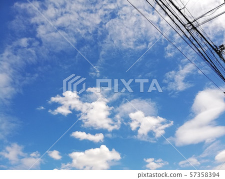 很多雲 很多雲 57358394