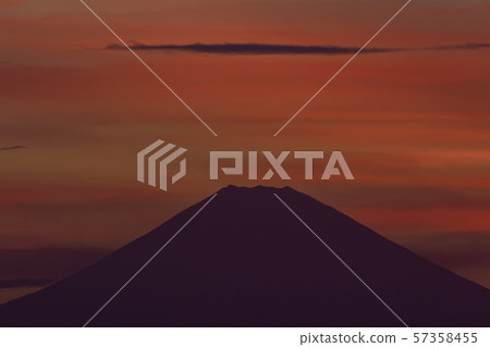 從東京灣看到的富士山04 57358455