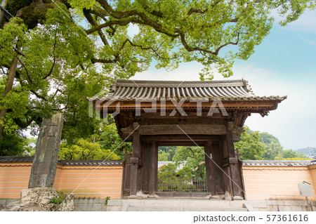 Yonju-o-in (Sanmon, Gojo Ruins, Fukuoka Dazaifu Tenmangu, Dazaifu Tenmangu (Dazaifu City, Fukuoka Prefecture) Yonju-o-in (Sanmon, Gojo Ruins, Fukuoka Dazaifu Tenmangu, Dazaifu Tenmangu (Dazaifu City, Fukuoka Prefecture) 57361616