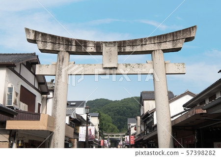 Dazaifu Tenmangu Omotesando, Torii, Fukuoka Dazaifu Tenmangu, Dazaifu Tenmangu (Dazaifu City, Fukuoka Prefecture) 57398282