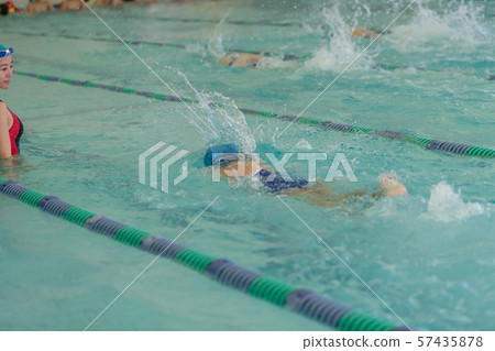swimming, younger, pool 57435878