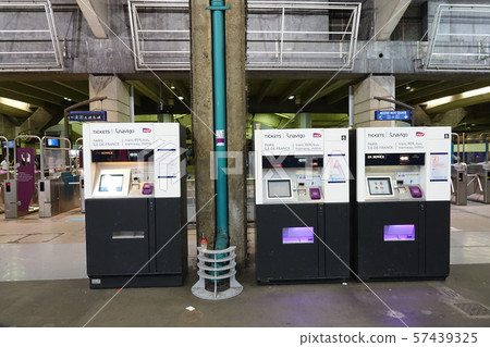 巴黎的街道 57439325