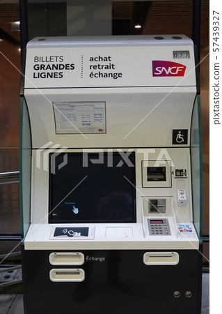 巴黎的街道 巴黎的街道 57439327