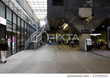 巴黎的街道 57439328