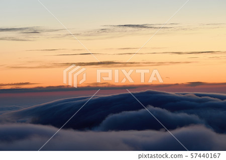 Sea of clouds and sunrise (Hokkaido) Sea of clouds and sunrise (Hokkaido) 57440167