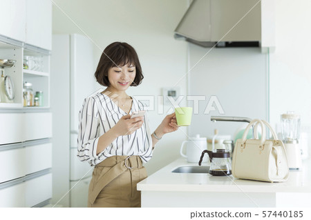 Business woman Business woman 57440185