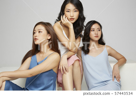 Beauty model combination Beauty model combination 57443534