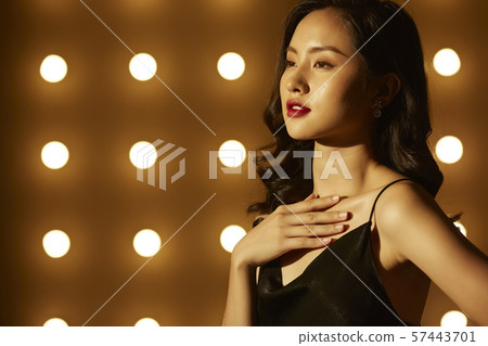 Beauty luxury Beauty luxury 57443701