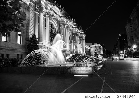 Water in movement in front of the MET Water in movement in front of the MET 57447944