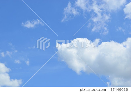 夏日的天空 夏日的天空 57449016